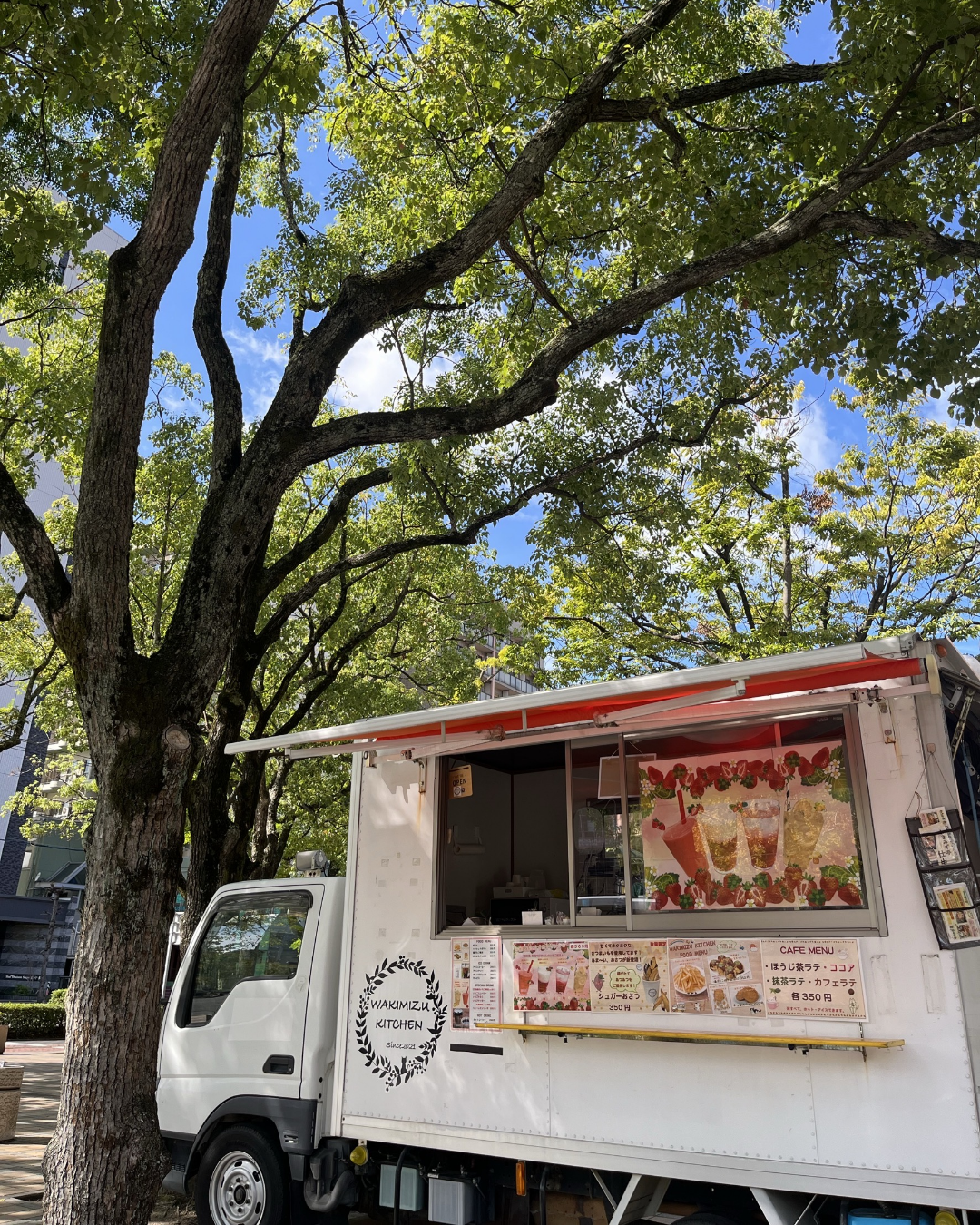 WAKIMIZU KITCHENのキッチンカー